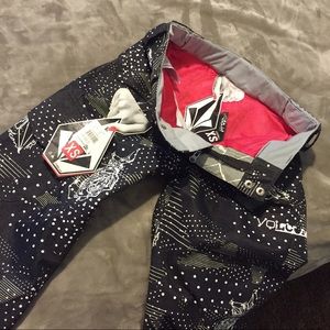 Volcom snowboarding pants