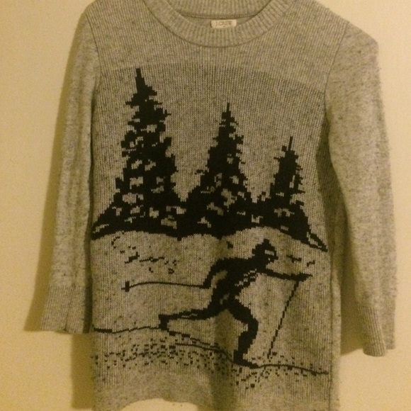 Gray J Crew sweater with Skier on front