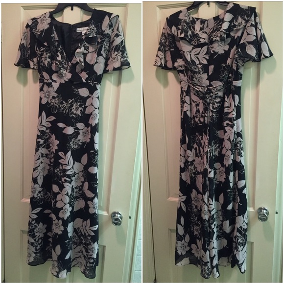 New Black & Cream Floral Dress Size 10