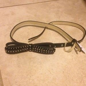 White House/Black Market Bow Belt.