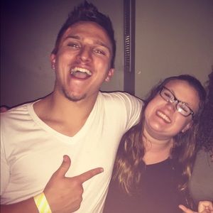 Meet your Posher, Courtney