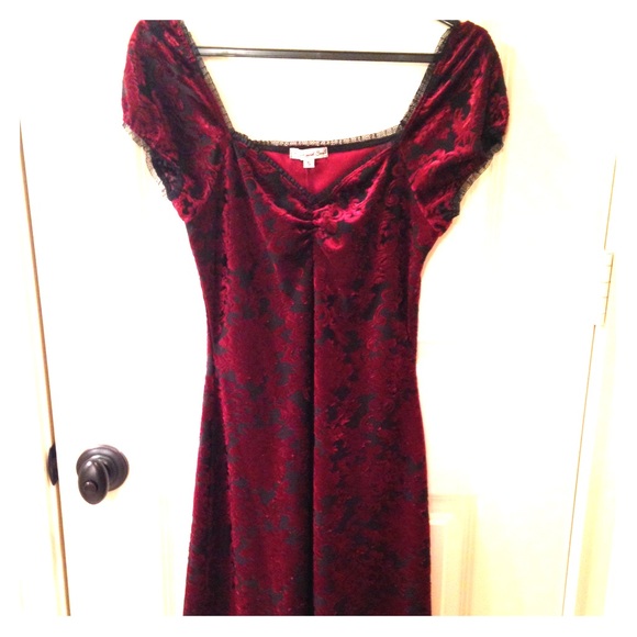 Heart & soul vintage crushed velvet dress EUC