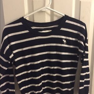 Abercrombie & Fitch sweater