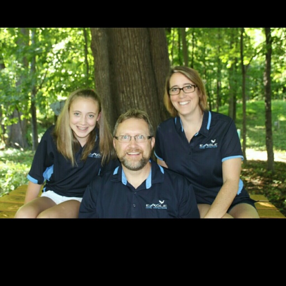 Meet your Posher, Mindy - Picture 3 of 4