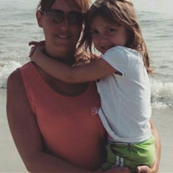 Meet your Posher, Mindy - Picture 4 of 4