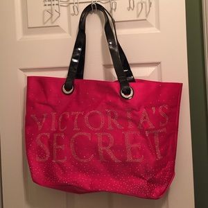 Gorgeous VS overnight tote with bling