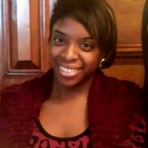 Meet your Posher, Bria