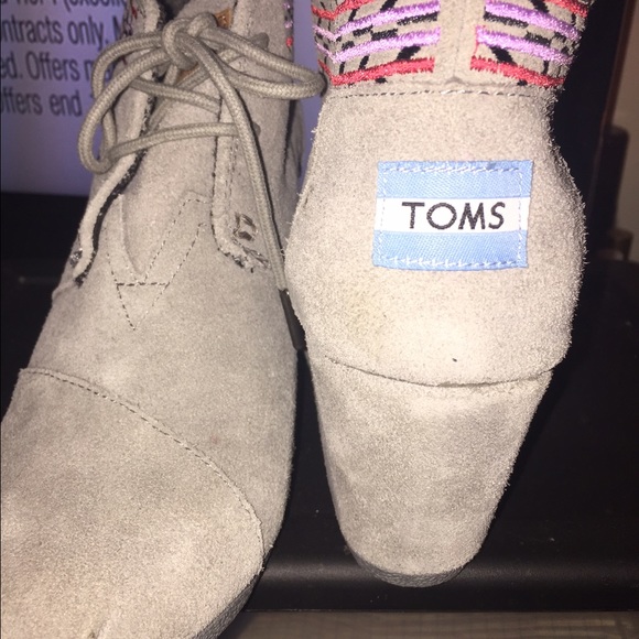 Toms wedges