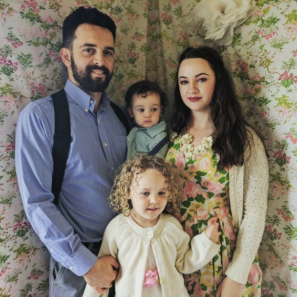 Meet your Posher, Cait - Picture 6 of 6