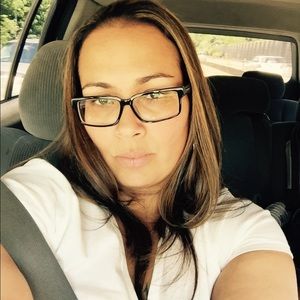 Meet your Posher, Evelyn