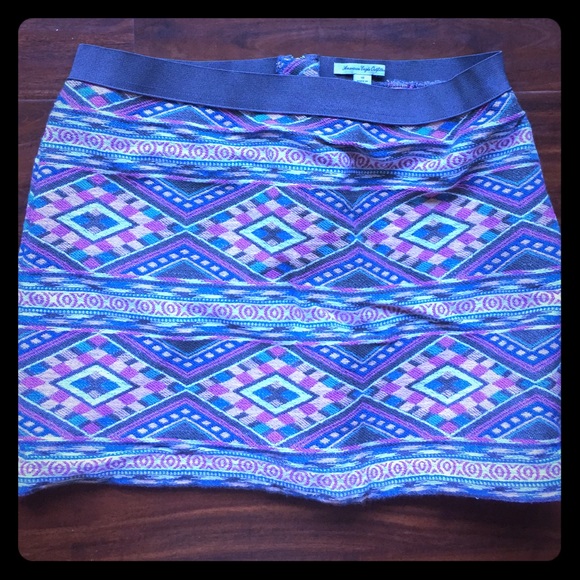 NWOT American eagle tribal mini skirt size 10