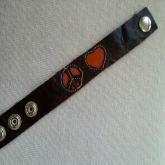 Leather Peace & Love bracelet
