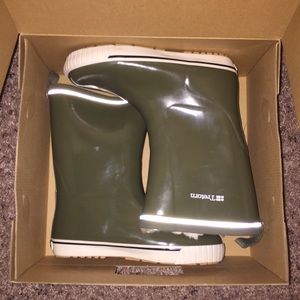 Tretorn fur-lined rain snow rubber boots