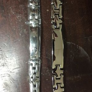 Silver magnetic bracelet