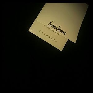 Short sleeve cashmere sweater!