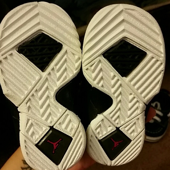 Jordan - Picture 2 of 4