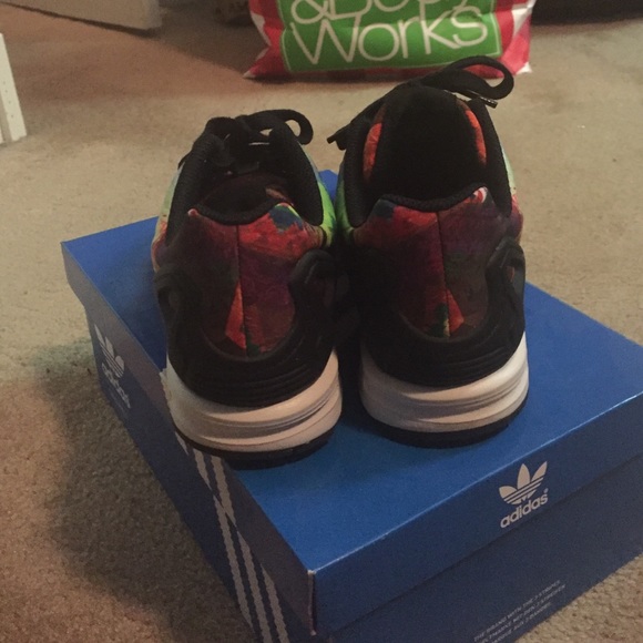 ‼️SOLD‼️ Adidas ZX FLUX K - Picture 3 of 4