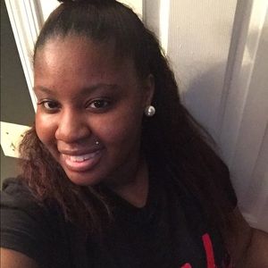 Meet your Posher, Asiana