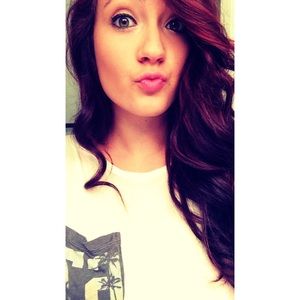 Meet your Posher, Carlie