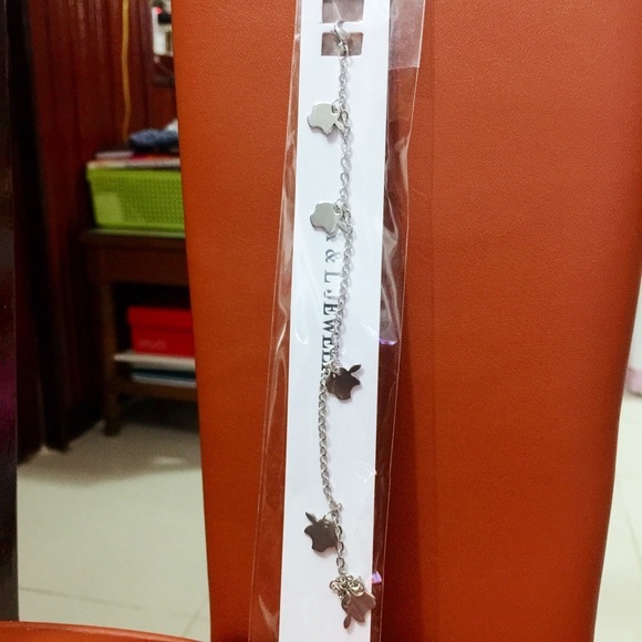 Apple Shape Chain Bracelet