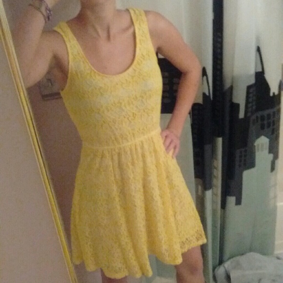 Medium Yellow Mossimo Dress
