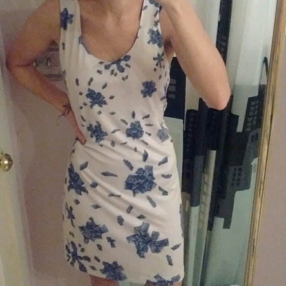 REVERSIBLE DRESS! Whaaaa?! - Picture 2 of 4