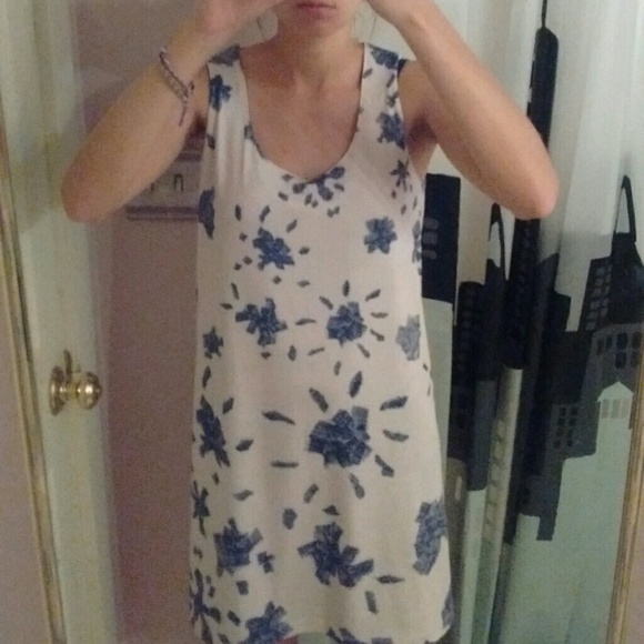 REVERSIBLE DRESS! Whaaaa?! - Picture 3 of 4