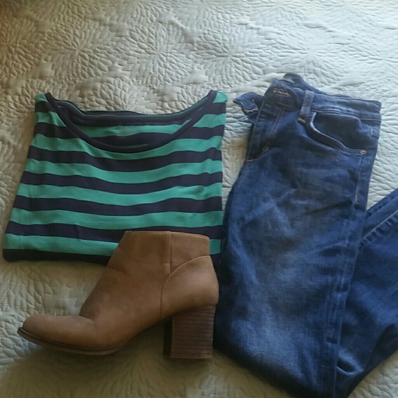 Green and navy striped top