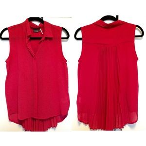 🚫SOLD🚫 Pleated Back Blouse