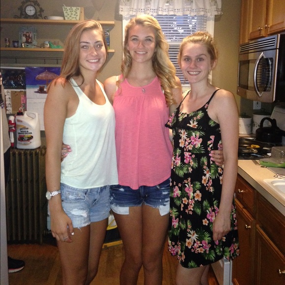 Meet your Posher, Megan