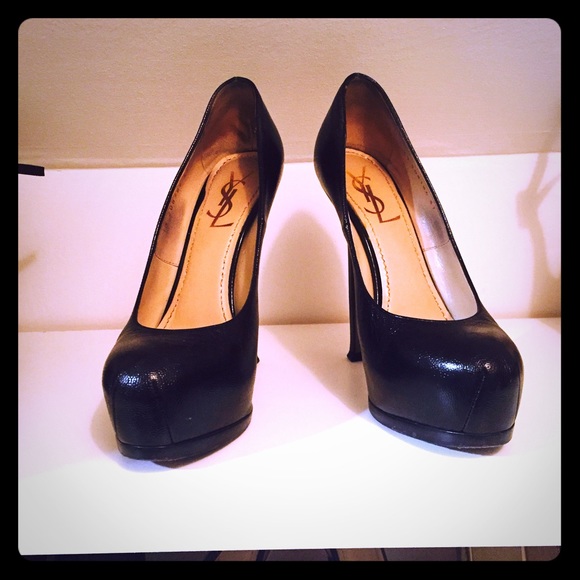 Ysl tribute pumps size 37