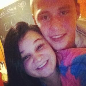 Meet your Posher, Caitlin