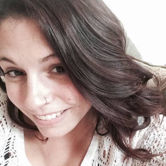 Meet your Posher, Stephanie