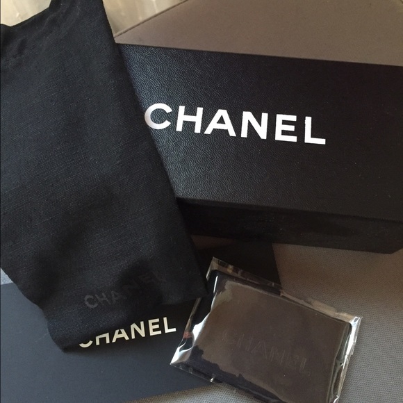 SALE! Chanel Glasses Case & Accessories