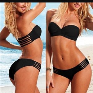 Black stripeless bikini