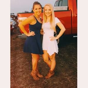 Meet your Posher, Kayla