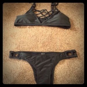 Black Kylie Jenner bikini