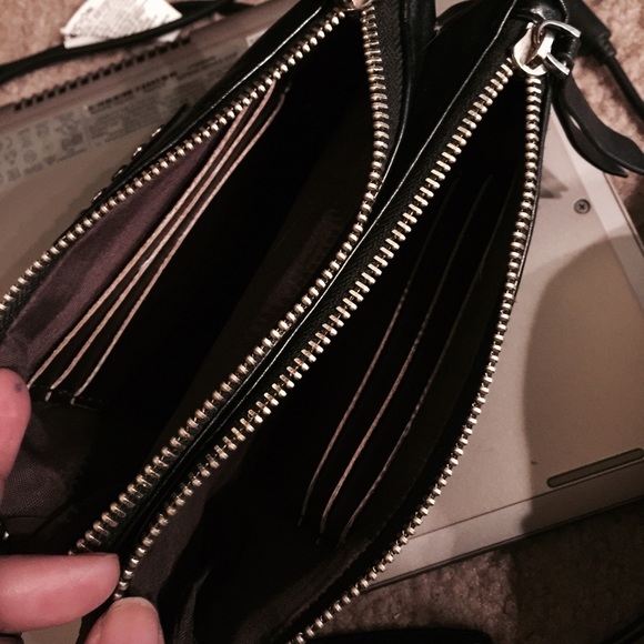 Michael Kors Replica😘 - Picture 3 of 4