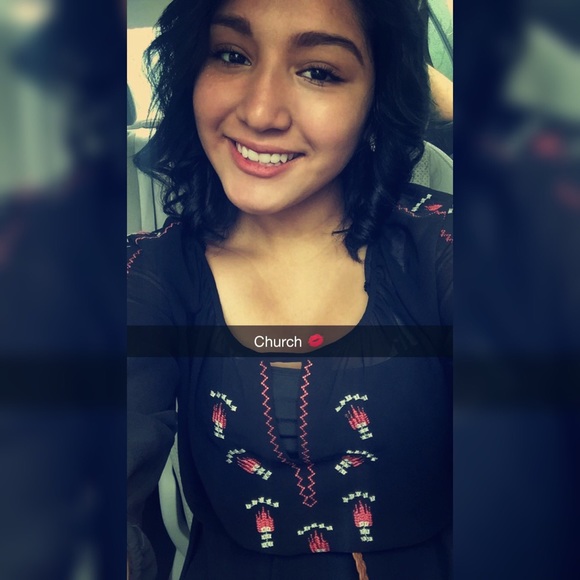 Meet your Posher, Damaris