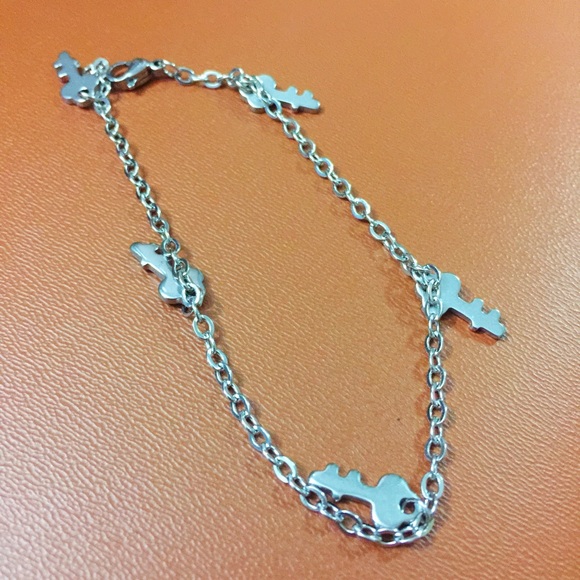 Key shape Chain Bracelet - Picture 2 of 2
