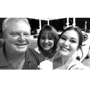 Meet your Posher, Nikki