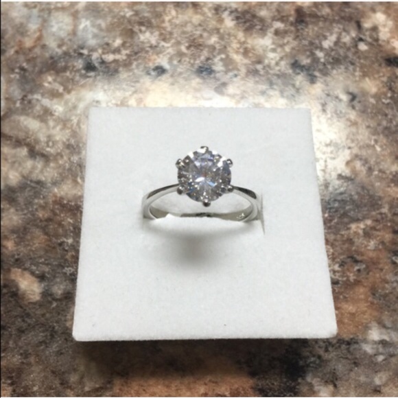 Jewelry - 2.0ct .925 Sterling Silver Solitaire