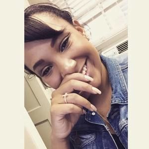 Meet your Posher, Jasmine