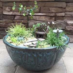 Meet your Posher, Carla