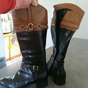 Boots two toned