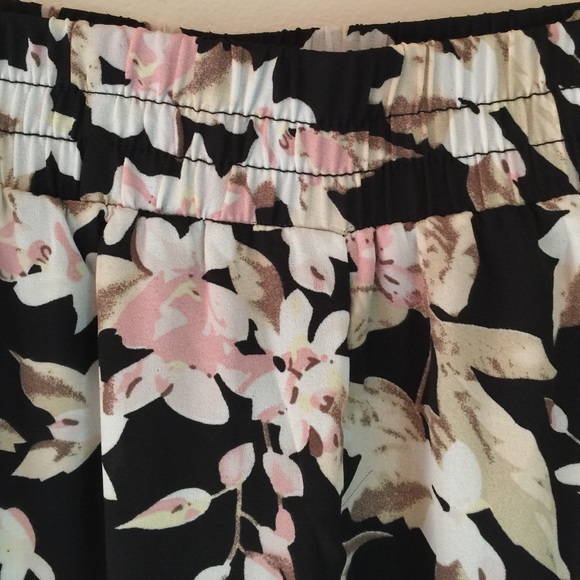 Floral print palazzo pant - Picture 2 of 4
