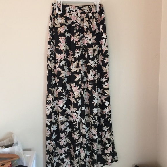 Floral print palazzo pant - Picture 3 of 4