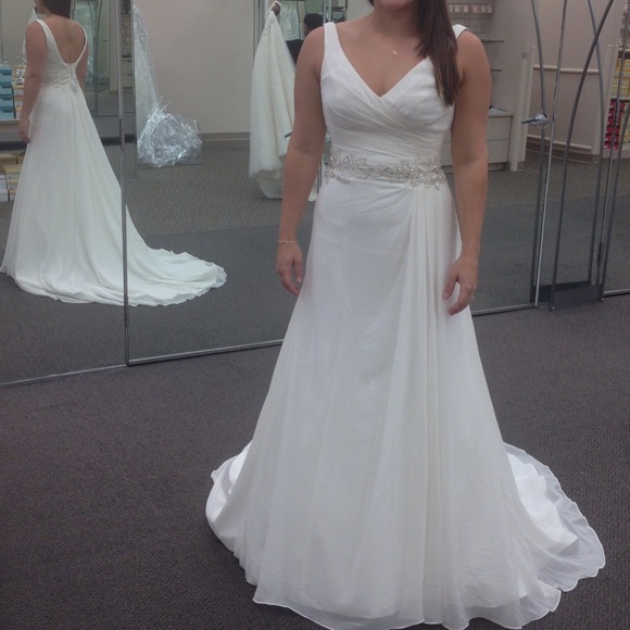 NWT! STUNNING Ivory Wedding Dress! David's Bridal