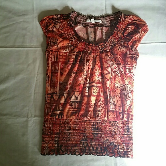 Almost Famous Dress Shirt w/ keyhole scoop neck