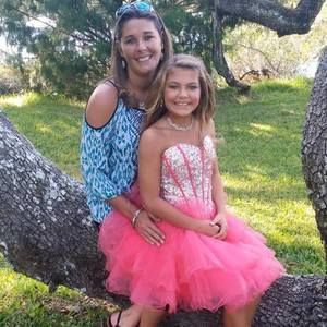 Meet your Posher, Leslie